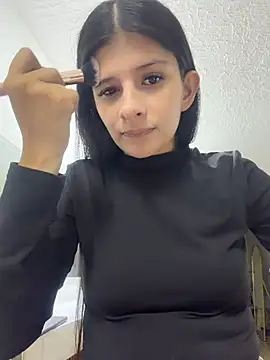 Mia Alanna online show from June 2026 11:46:01 PM