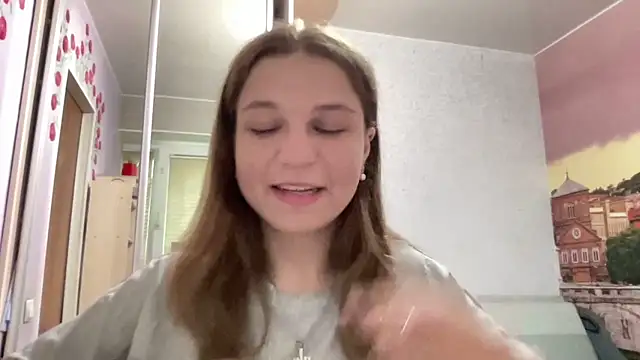 HwaTrippel online show from July 2026 02:57:01 PM