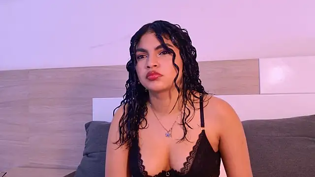 MelodyAlvarez online show from July 2026 12:01:01 PM