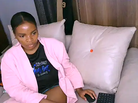 Bustycece online show from July 2026 06:59:01 AM