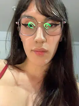 Snapshot of violetfss chatting on July 2026 03:24:02 AM violetfss online show from July 2026 03:24:02 AM