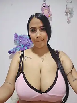 sofia milky online show from June 2026 04:55:01 AM