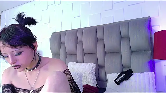 ViolettClay online show from June 2026 05:18:02 PM