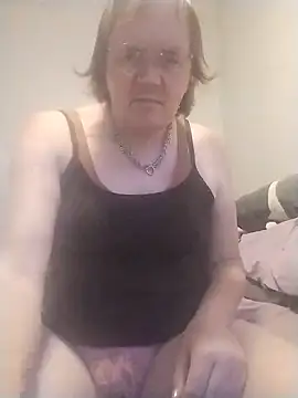 Snapshot of TallPrincess chatting on June 2026 11:53:01 AM TallPrincess online show from June 2026 11:53:01 AM