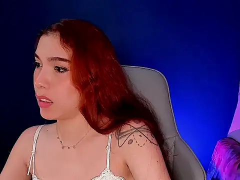 Snapshot of berryxbaby_ chatting on June 2026 12:05:01 AM berryxbaby online show from June 2026 12:05:01 AM