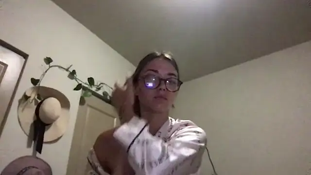 TheScarlettLane online show from June 2026 03:28:02 AM