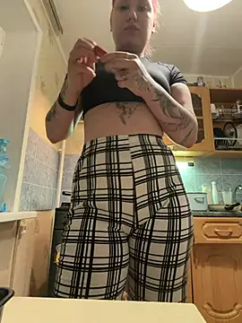 FoxyLia online show from June 2026 07:58:01 PM
