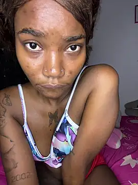 Snapshot of ShakiraThompss18 chatting on July 2026 12:44:02 AM ShakiraThompss18 online show from July 2026 12:44:02 AM
