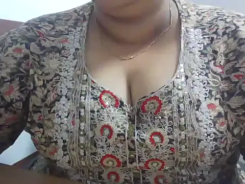 Snapshot of Sunhari_GirL_ chatting on June 2026 05:13:01 AM Sunhari GirL online show from June 2026 05:13:01 AM