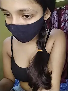 Naina PG online show from July 2026 08:01:02 PM