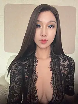 Snapshot of suki-22 chatting on June 2026 07:51:01 AM suki-22 online show from June 2026 07:51:01 AM