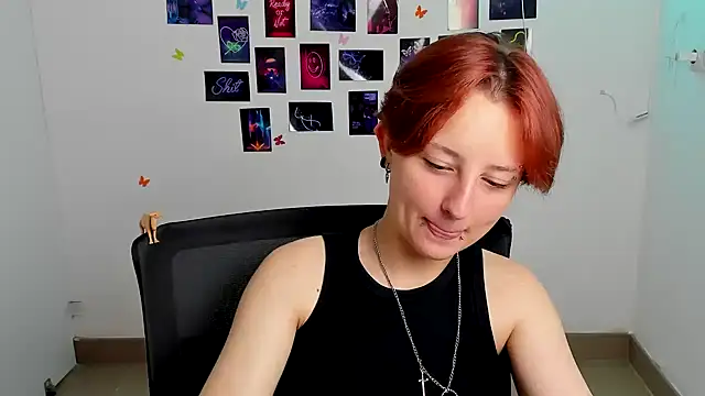 Dilara Kiss  online show from June 2026 05:18:02 AM