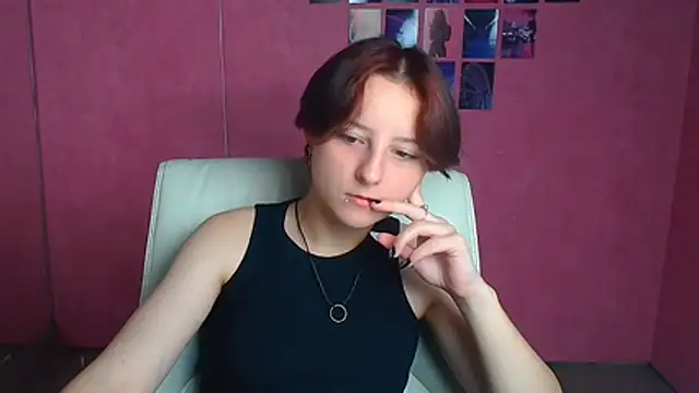 Dilara Kiss  online show from July 2026 11:23:02 AM