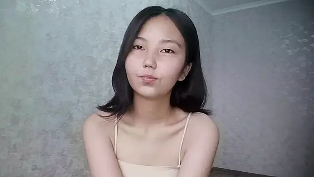 SusieSkepple online show from July 2026 12:06:02 PM