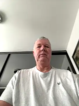 Snapshot of cumboy chatting on December 2024 01:06:02 PM cumboy online show from December 2024 01:06:02 PM