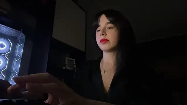 Secret Vanilla  online show from July 2026 04:09:01 AM