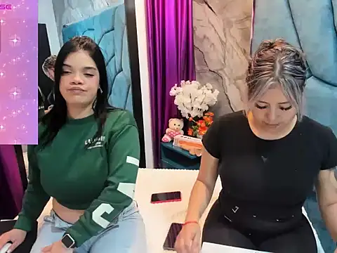 Samy Bitch online show from July 2026 01:56:02 PM