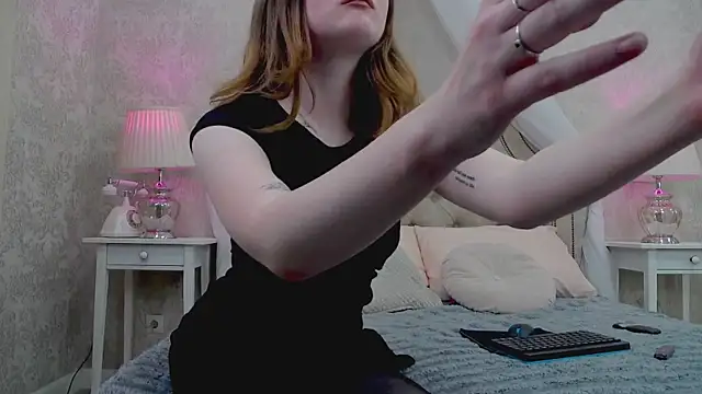 ClaireFlowers online show from June 2026 01:39:02 PM