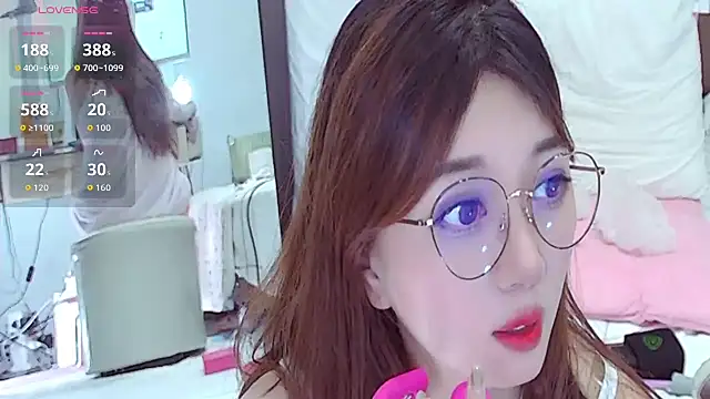 Snapshot of gouhun877586 chatting on June 2026 03:17:01 PM gouhun877586 online show from June 2026 03:17:01 PM