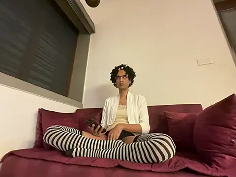 vale vzg online show from July 2026 05:14:01 PM