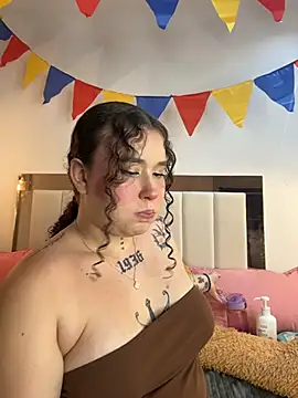 Doll Ivy online show from July 2026 10:20:02 PM