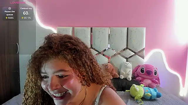 Kiara velez online show from July 2026 12:49:01 PM