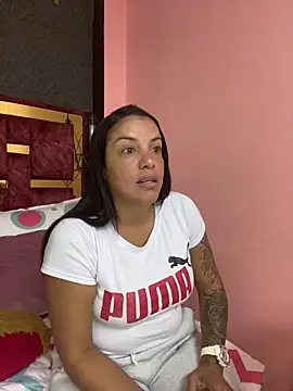 ambar 84 online show from June 2026 07:13:01 PM