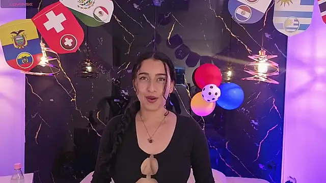 ZoeBlissX online show from July 2026 11:32:01 AM