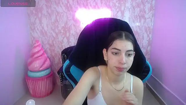 KiaraStar ch online show from July 2026 01:23:02 PM