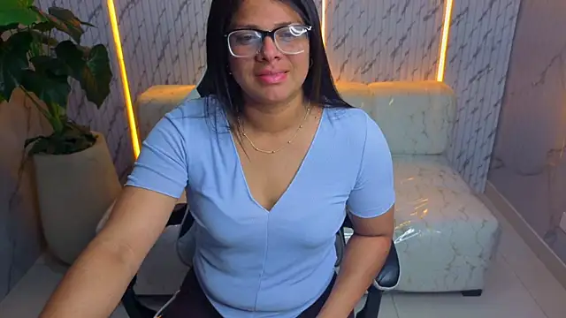 sarah bay tx online show from June 2026 07:46:01 PM