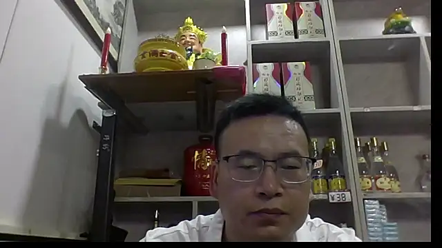 Snapshot of xiaoma-- chatting on June 2026 03:37:02 AM xiaoma-- online show from June 2026 03:37:02 AM