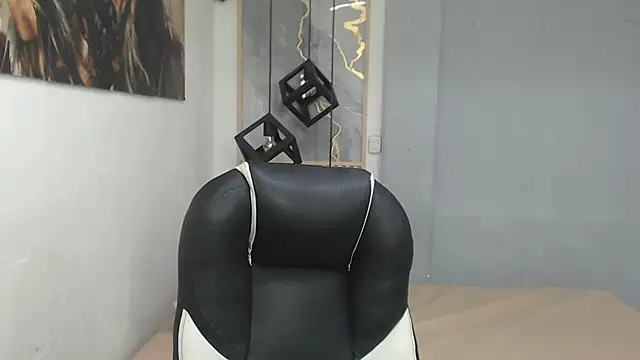 Snapshot of Cry_thereal chatting on July 2026 07:41:01 AM Cry thereal online show from July 2026 07:41:01 AM