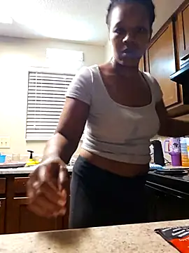 Snapshot of NAOMIdaFreakXXXXX chatting on September 2025 09:30:02 AM NAOMIdaFreakXXXXX online show from September 2025 09:30:02 AM