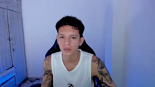 tylerrnova online show from July 2026 02:16:01 AM
