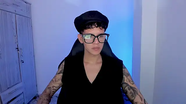 tylerrnova online show from July 2026 03:46:01 AM