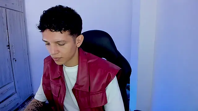 tylerrnova online show from July 2026 04:57:02 AM