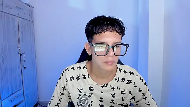 tylerrnova online show from July 2026 03:07:02 AM
