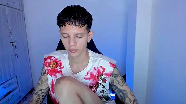 tylerrnova online show from July 2026 03:46:02 AM