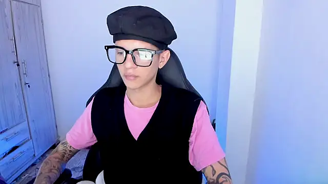 tylerrnova online show from July 2026 02:38:02 AM