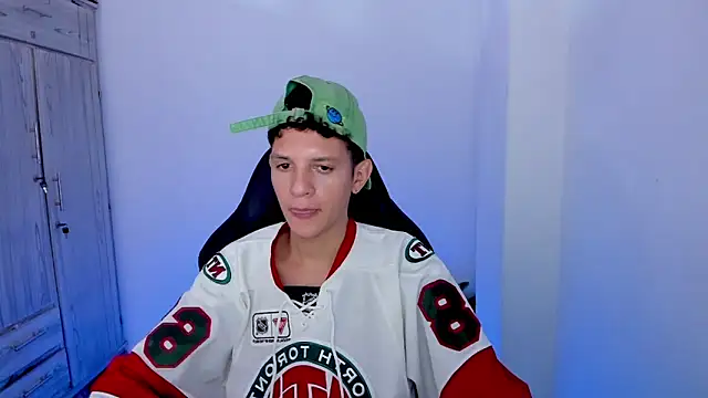 tylerrnova online show from July 2026 03:25:02 AM