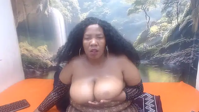 CURVYELEGANCExxx online show from July 2026 03:23:02 PM