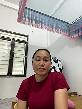 Loly hana online show from June 2026 11:47:01 PM