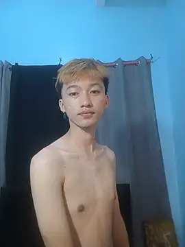Fem phiLboy69 online show from June 2026 12:49:01 PM