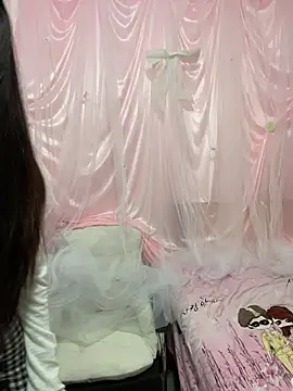 xiaojiao520 online show from June 2026 02:22:01 AM