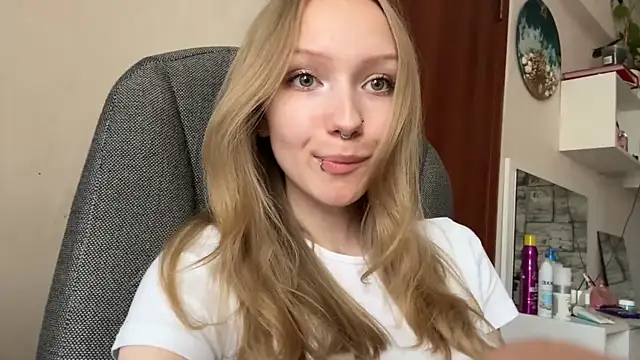BivalentFalloff online show from July 2026 05:16:01 AM