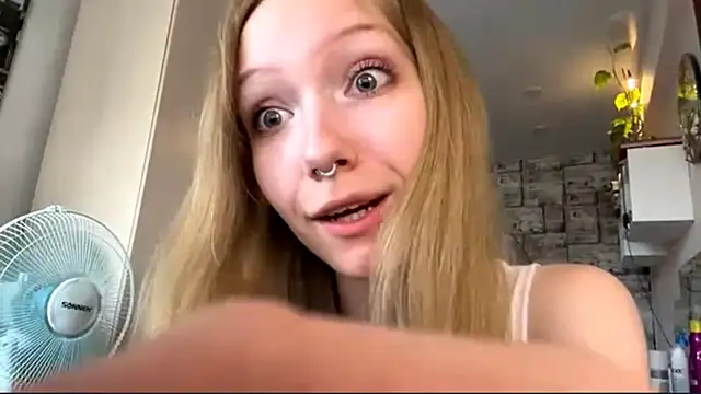 BivalentFalloff online show from July 2026 04:23:01 AM