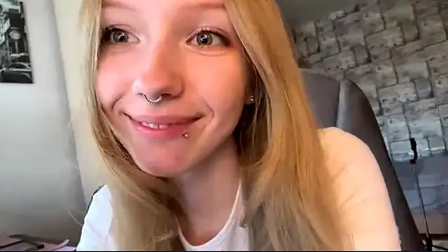 BivalentFalloff online show from June 2026 05:13:01 AM