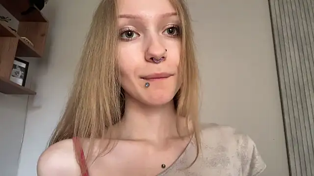 BivalentFalloff online show from August 2026 07:28:02 AM