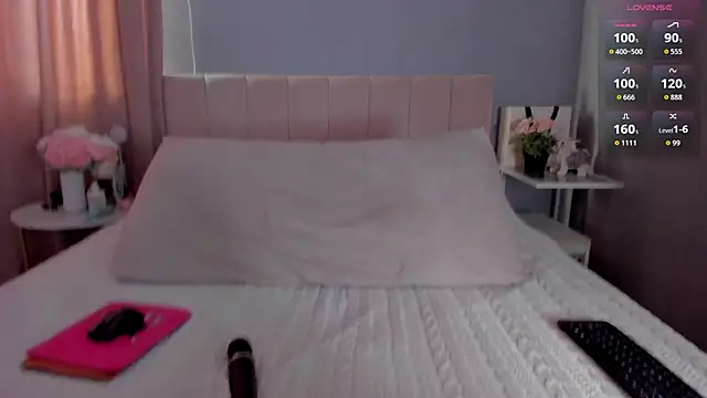 Snapshot of MissMiaTv chatting on October 2025 03:30:01 AM MissMiaTv online show from October 2025 03:30:01 AM