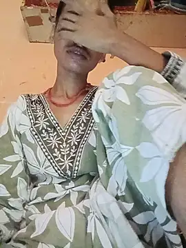 Snapshot of sakebabegam87 chatting on August 2026 05:37:02 AM sakebabegam87 online show from August 2026 05:37:02 AM